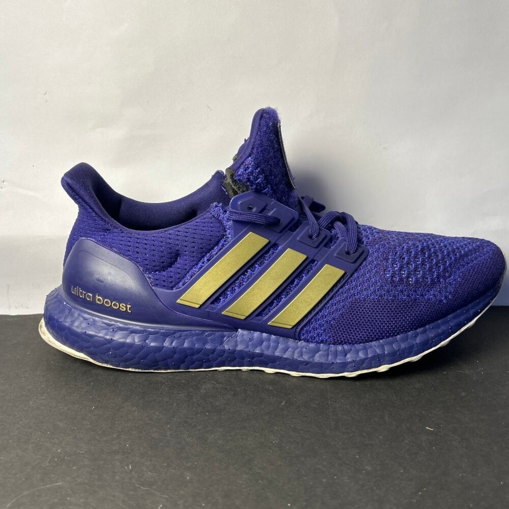 Mens Adidas UltraBoost 1.0 'NCAA Pack - Washington' Size 8.5